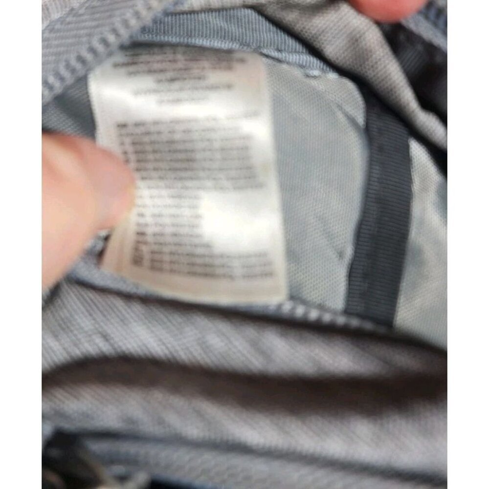 UNISEX, MEN AND WOMEN NORTH FACE JESTER GREY BACKPACK - Picture 10 of 13